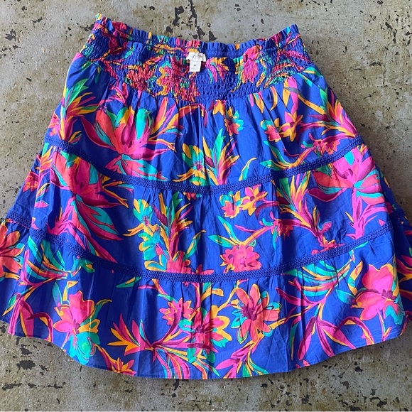 J. Crew Dresses & Skirts - J. Crew Vibrant Blue and Pink 100% Cotton Floral Skirt Size Medium